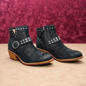 Sofft Women Aliene II Black Distress Suede Western Cowboy Buckle ankle Boots sz